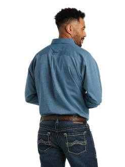 Ariat Wrinkle Free Pinpoint Oxford Shirt -Equestrian Clothing WF solid pinpoint oxford drm teal back 10038015 ariat men 14030.1636757128