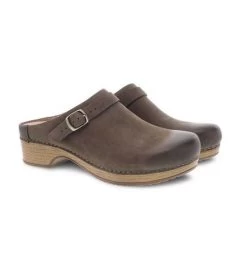 Dansko Berry Mule With Strap Mushroom Nubuck -Equestrian Clothing berry clog mule strap mushroom pair dansko 72611.1676047790