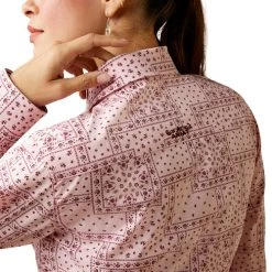 Ariat Kirby Stretch Shirt 34 Ariat Kirby Stretch Shirt -Equestrian Clothing kirby paisley ls coral back collar 10043475 ariat 68547.1674771388
