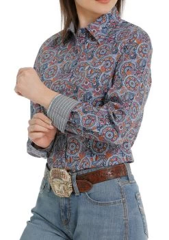 Ladies Cinch Light Blue Print Shirt 7 Ladies Cinch Light Blue Print Shirt -Equestrian Clothing lds print shirt ls lt.blue side MSW9164195 cinch 54108.1677548257