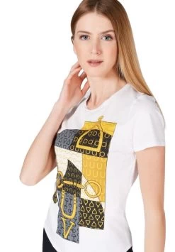Vestrum Manila Horse Tee -Equestrian Clothing manila horse tee white side 21W6057 65009 10 vestrum 20900.1652650999